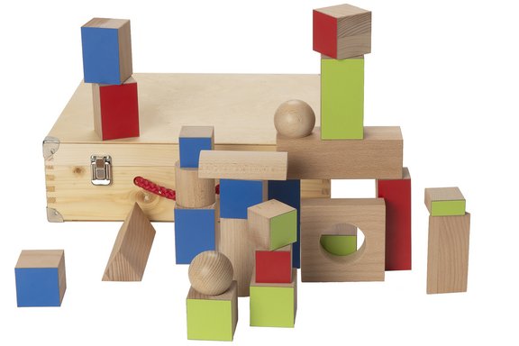 Bild Bausteine mit Holzkasten